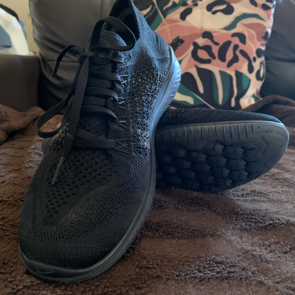 Nike Free RN Flyknit 2018. Black/Anthracite. Women’s 8.5